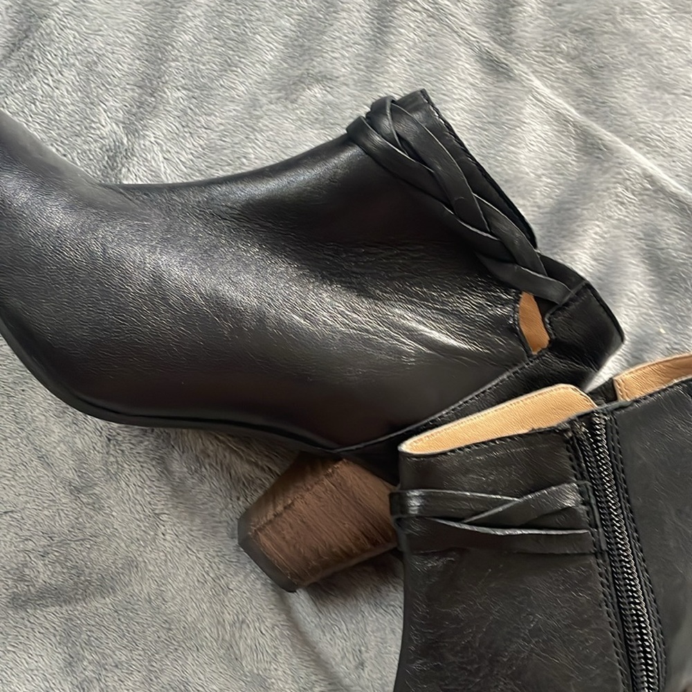 Bocage Innovation Booties View 6